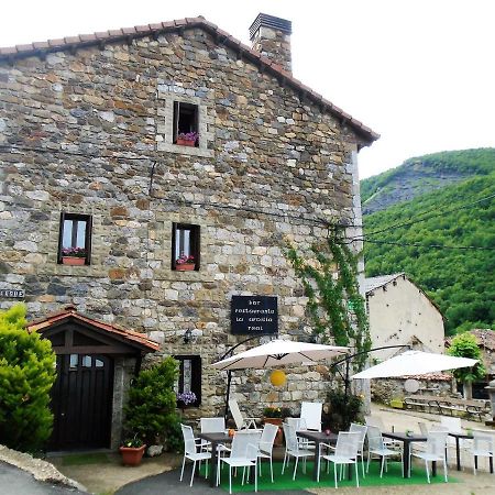 Refugio La Ardilla Real Vandrerhjem Posada De Valdeon Eksteriør bilde