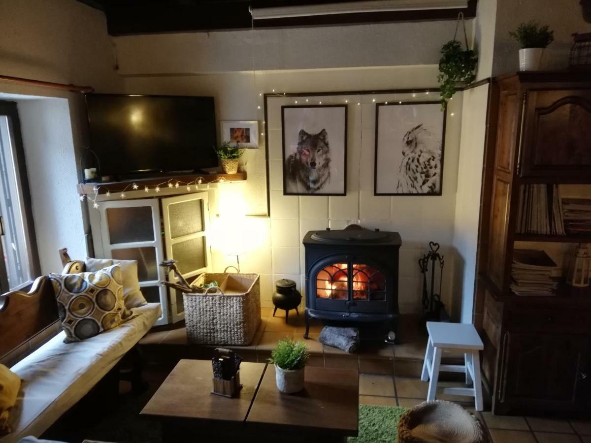 Refugio La Ardilla Real Vandrerhjem Posada De Valdeon Eksteriør bilde